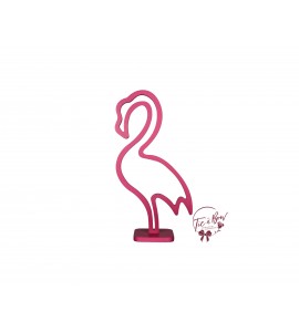 Flamingo: Hot Pink Flamingo Keyhole Silhouette 
