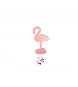 Flamingo: Baby Pink Flamingo Keyhole Silhouette 