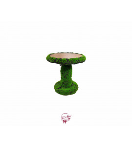 Moss Cake Stand (Medium):  7in W x  8.5in H